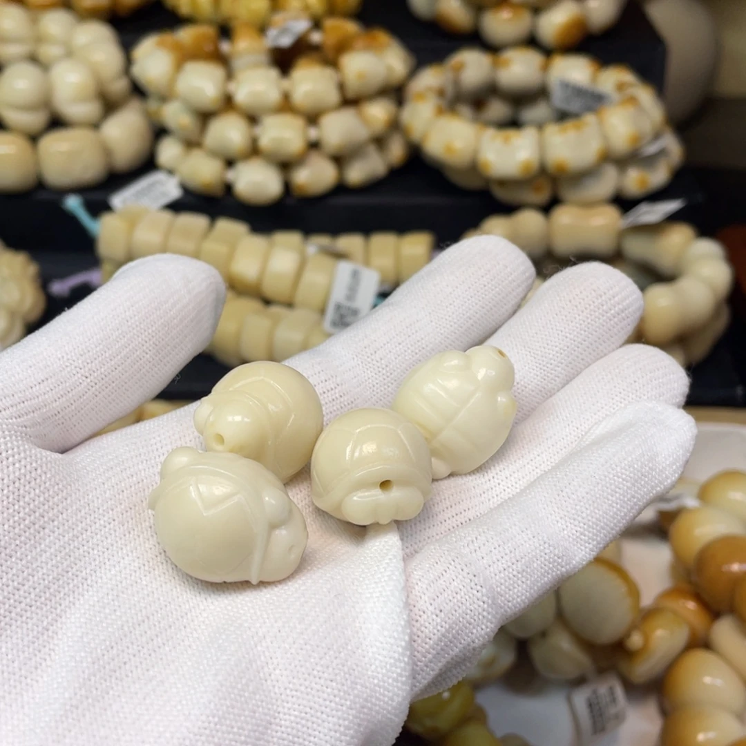 九****手串菩提根/象牙果106单颗瑕疵