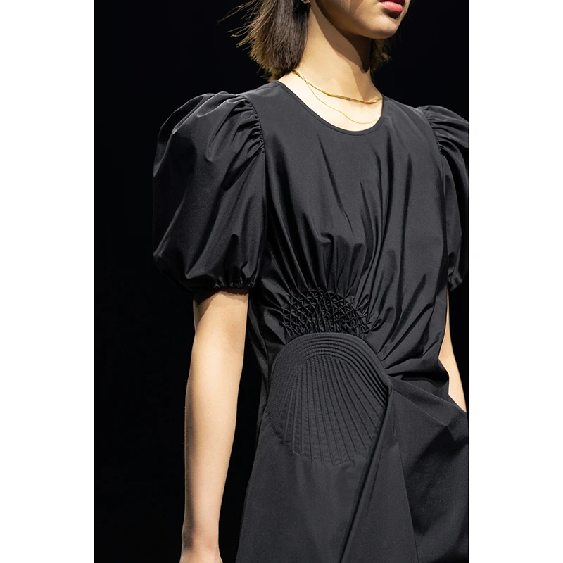 NancyCavally 高密面料 纯手工褶皱肌理感泡泡袖/短袖连衣裙