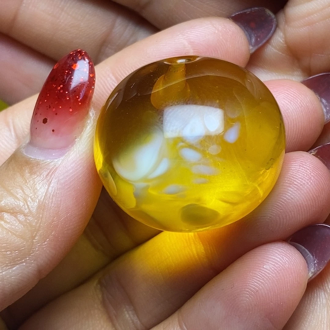 蜜蜡未镶嵌珠宝奇石