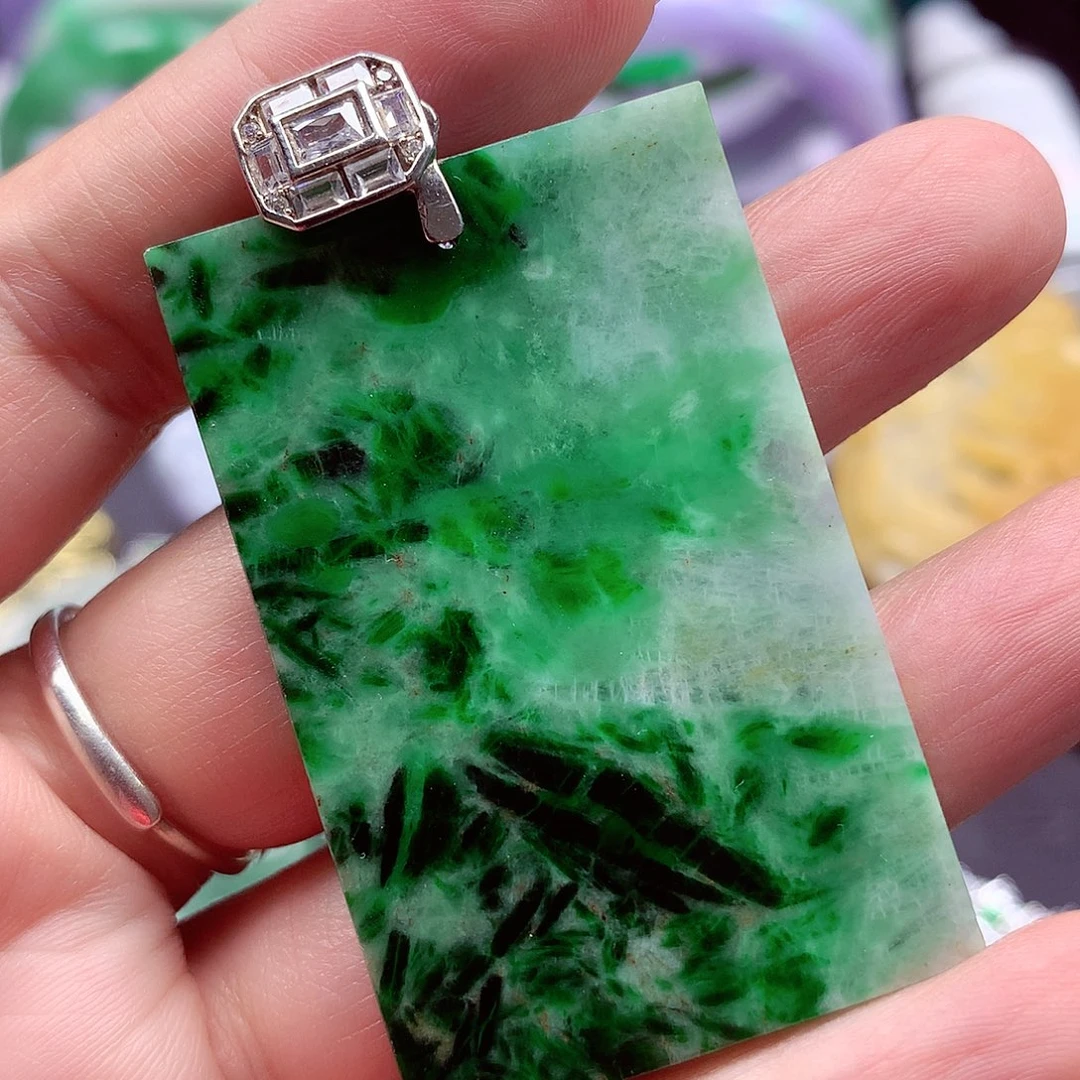 翡翠银S925镶嵌颈饰翡翠