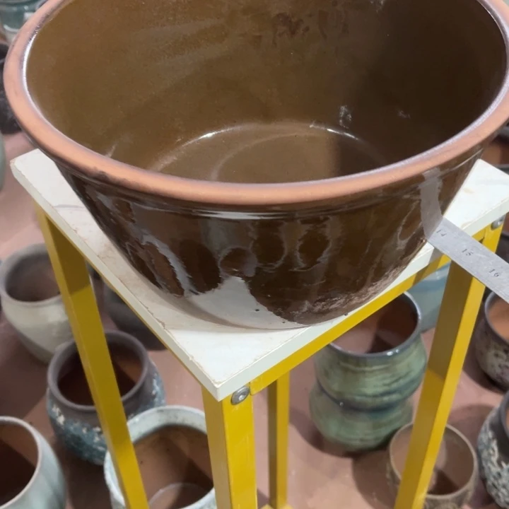 紫砂花盆口径31高度15无孔一只