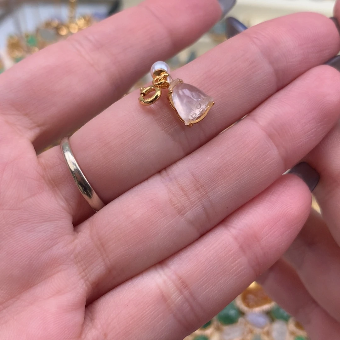 翡翠银S925镶嵌颈饰莲蓬提溜