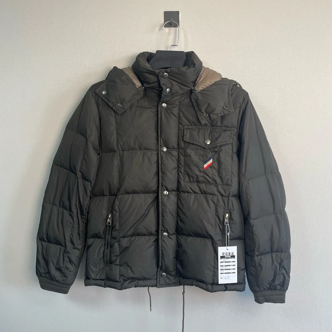 99新 MONCLER moncler/盟可睐胸口彩条羽绒服/2码/99新/价13000