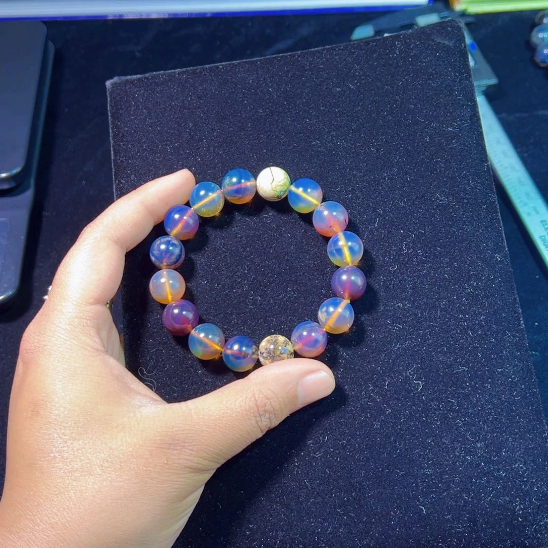 琥珀裸石未镶嵌琥珀