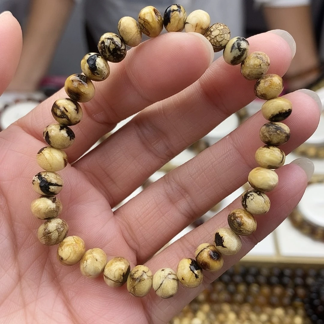 琥珀未镶嵌裸石琥珀7