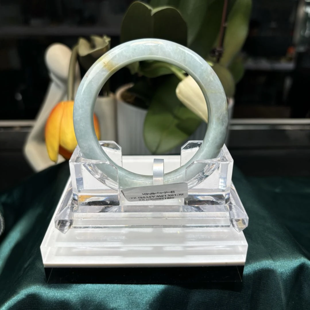 【零零推荐】翡翠手镯71