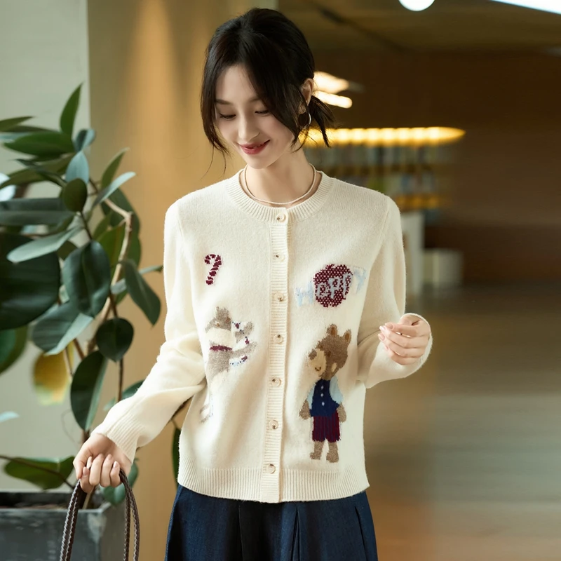 甄选100%超细羊毛冬季修身羊毛衫女士刺绣圆领针织衫百搭时尚开衫