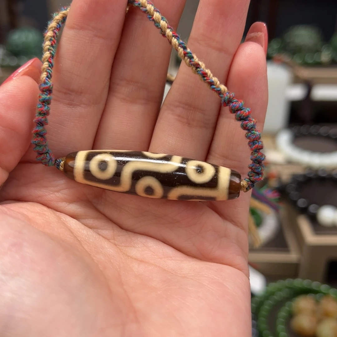 玛瑙/玉髓未镶嵌颈饰折线九眼