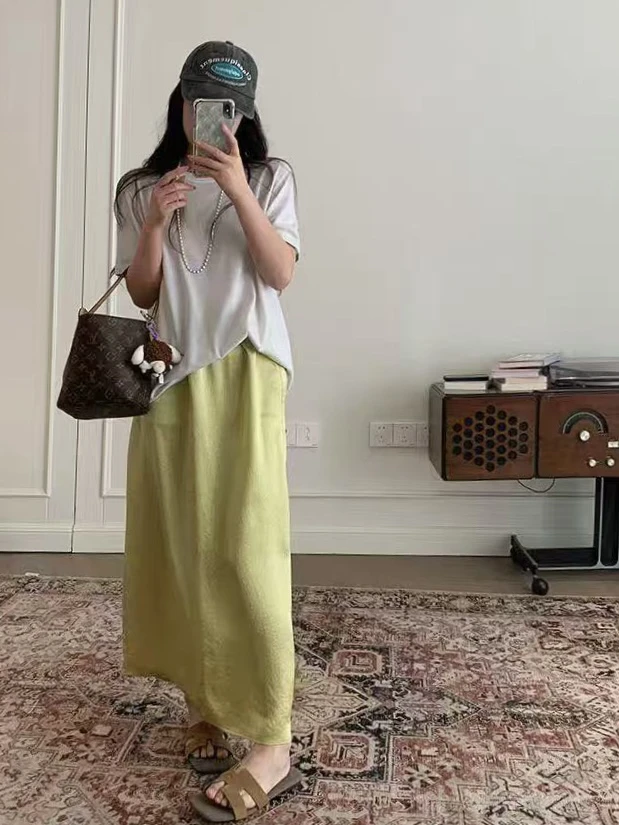 醋酸纯色净面半身裙女2025夏新款宽松百搭独特显瘦直筒裙