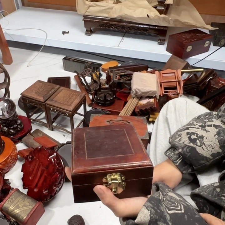 琉璃手工艺品红木工艺品