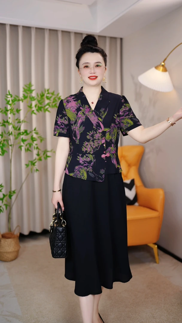 【晖哥工厂】夏季新款洋气大码假两件妈妈装连衣裙气质遮肉短袖-C01