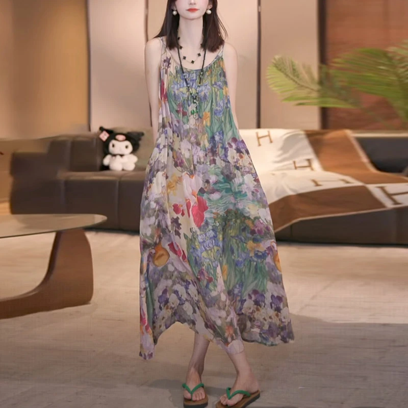法式复古碎花吊带连衣裙女2025夏季新款遮肉宽松减龄无袖a字裙子