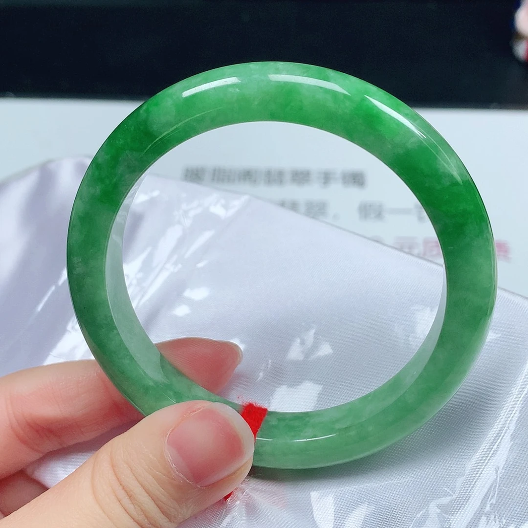 翡翠未镶嵌手镯1493
