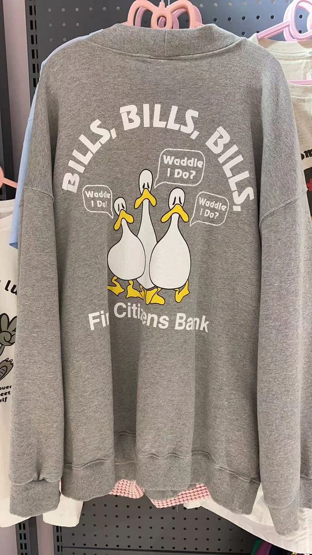 泡菜后背可爱卡通图案长款外套等 小欣专拍