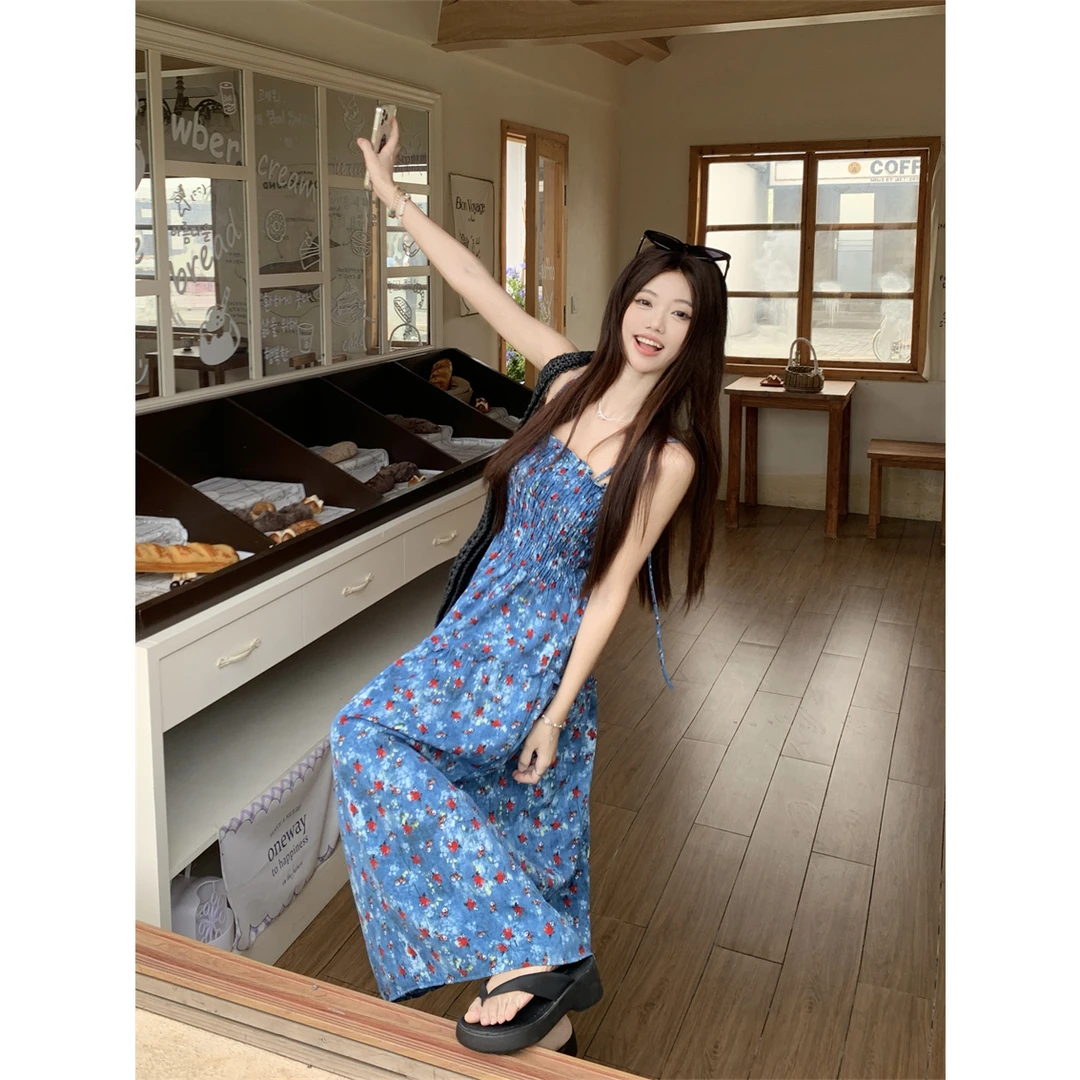 6843#爱豆+度假风复古碎花吊带连衣裙女夏季设计感不规则收腰显瘦