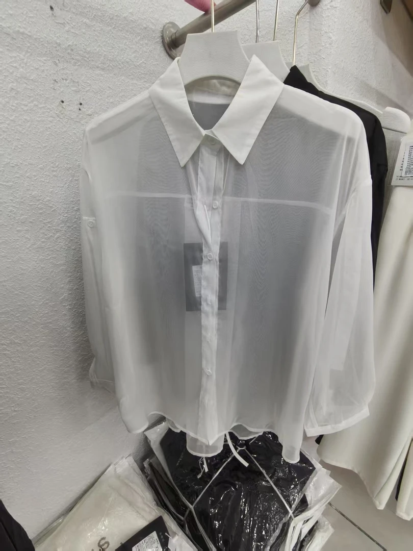 889 夏季上新女士轻薄透气防晒衫 三楼