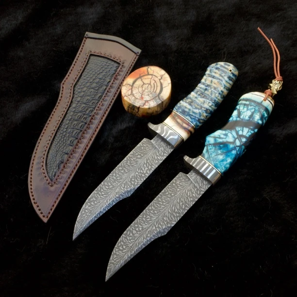 新款：锻造飘羽纹钢刀大马士革刀收藏精美直刀羽毛纹直刀北欧风刀