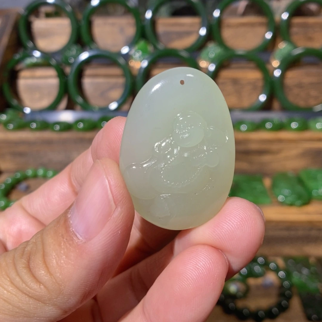 【闪购商品】吊坠(不含链)未镶嵌和田玉青海料佛公