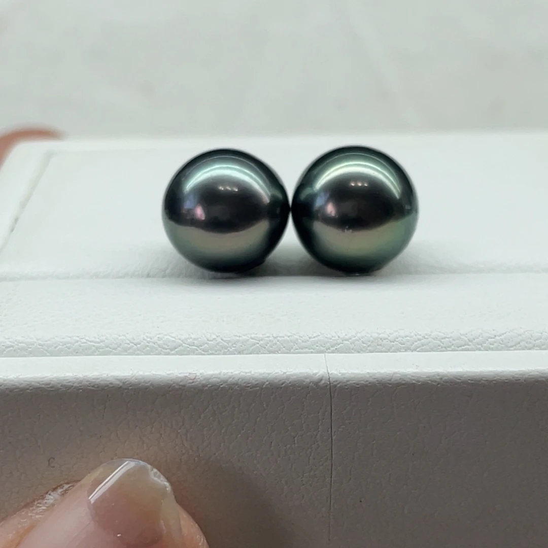 18K金镶嵌耳饰海水珍珠大溪地孔雀绿10-11m m