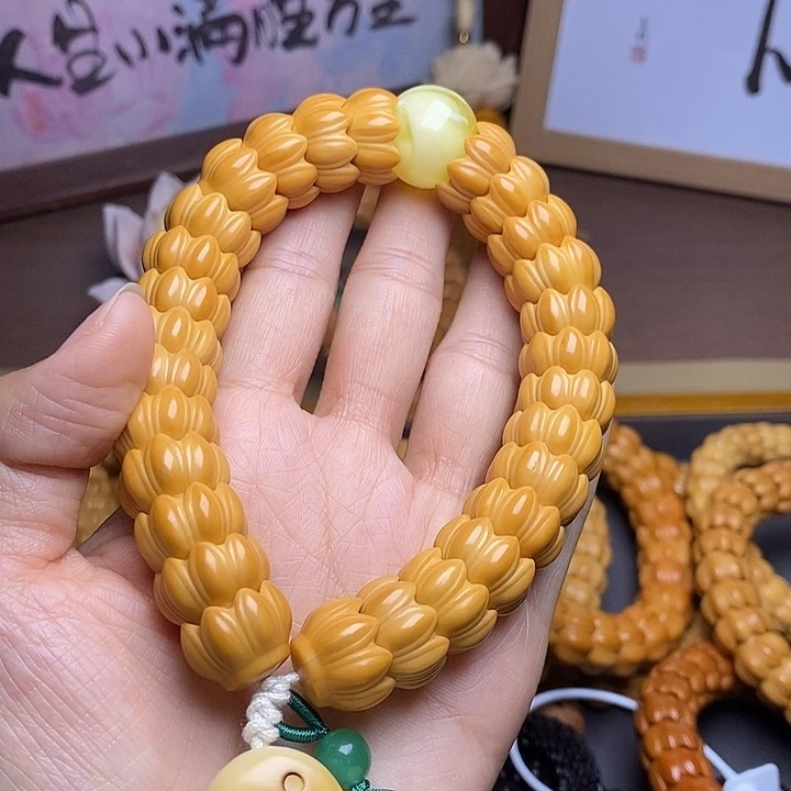 吊坠猴头核桃搭配款