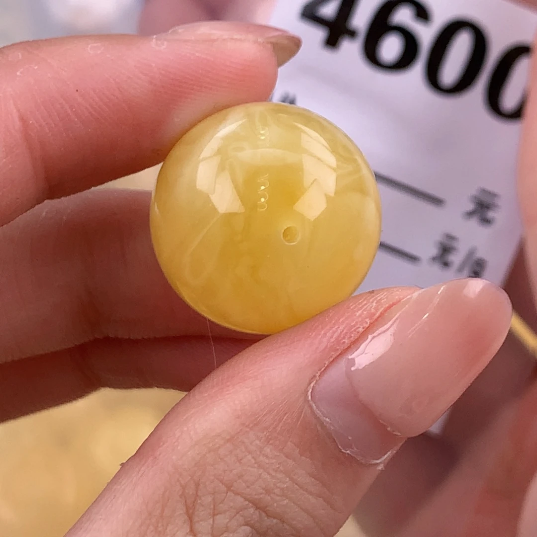 琥珀未镶嵌珠宝奇石20.6接近全品