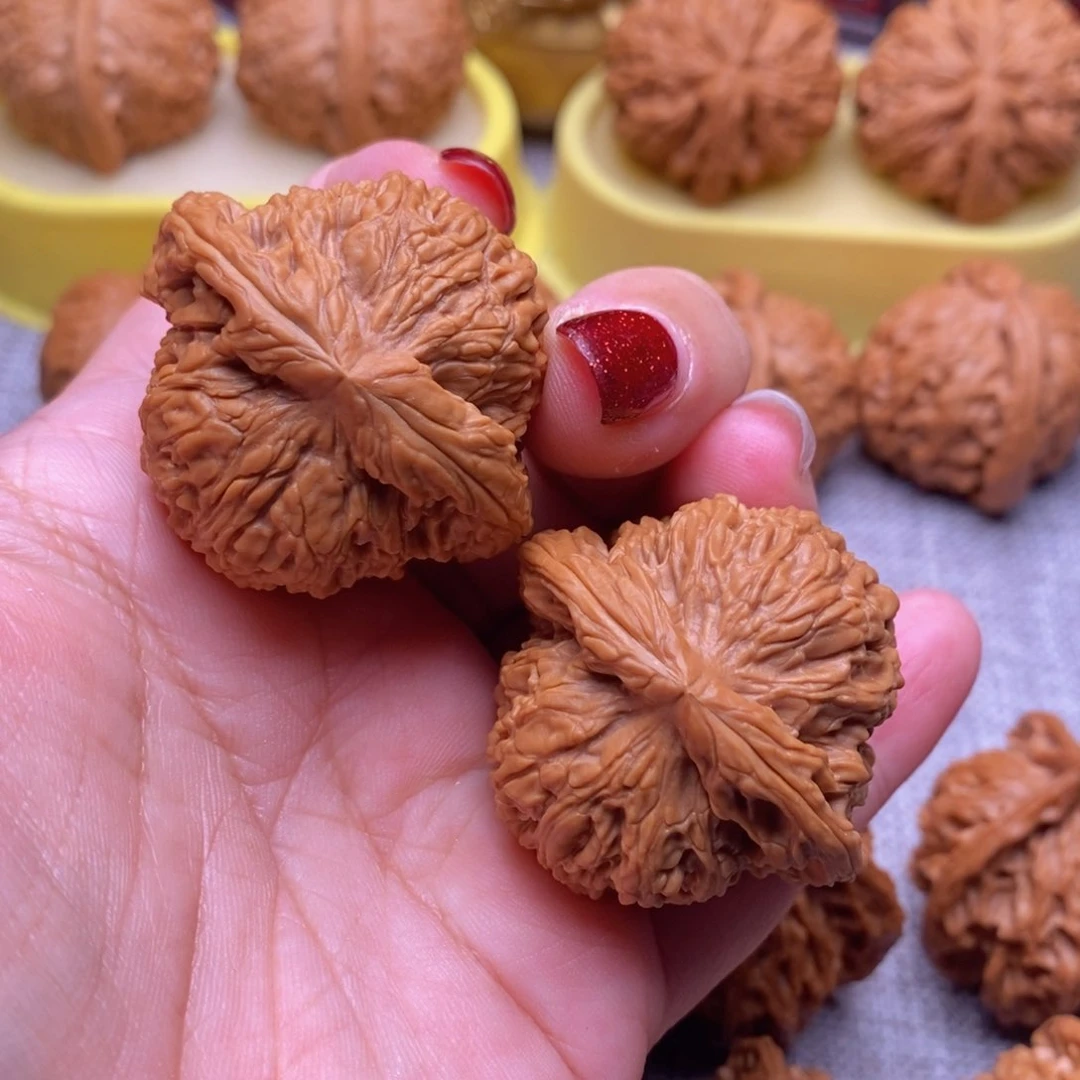 良***文玩核桃把件毕业粗筋南疆石41全品