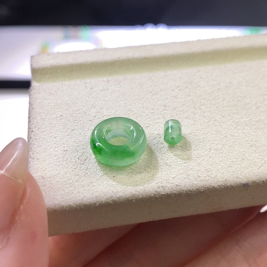 未镶嵌挂件翡翠t***r买断