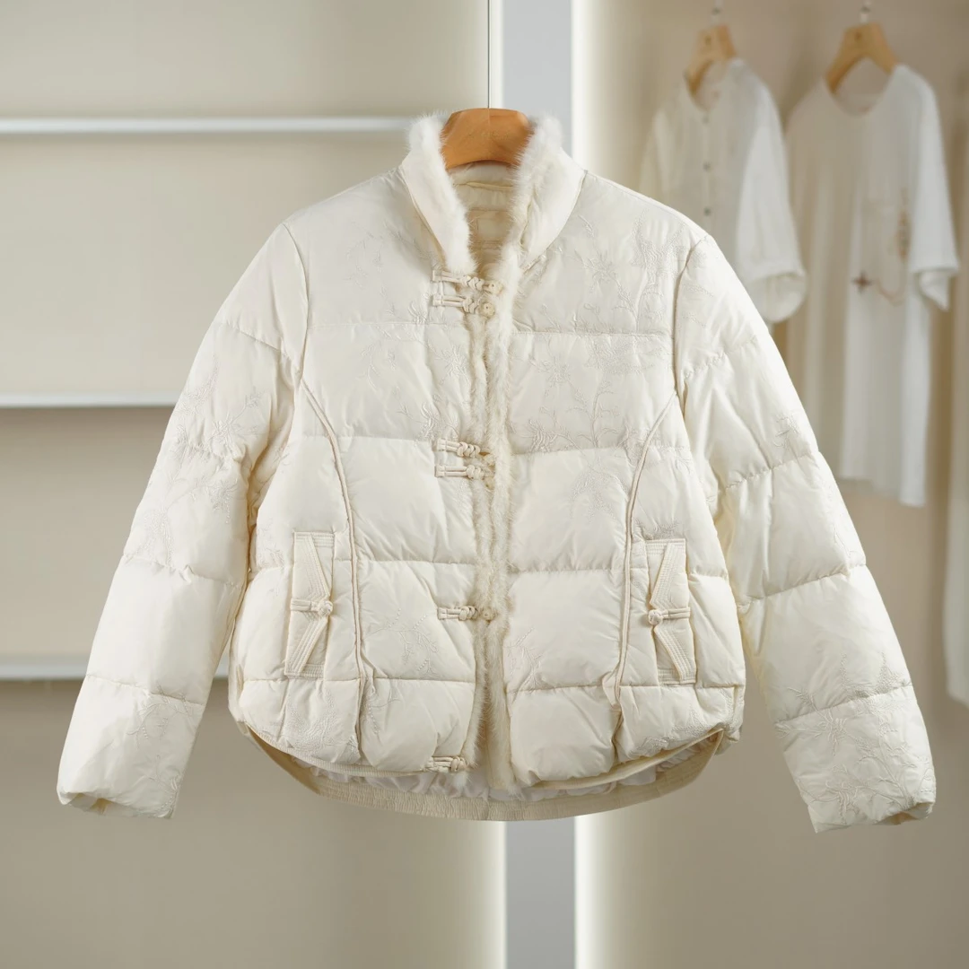 麦迪尚品【芭】5120520 秋冬宽松立领简约羽绒服外套撤柜折扣女装