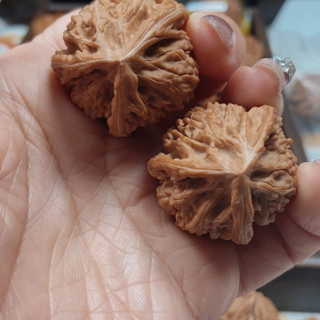 文玩核桃吊坠文山