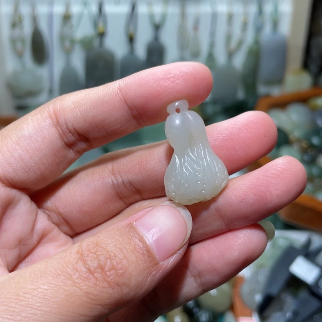 【闪购商品】和田玉颈饰未镶嵌(***)