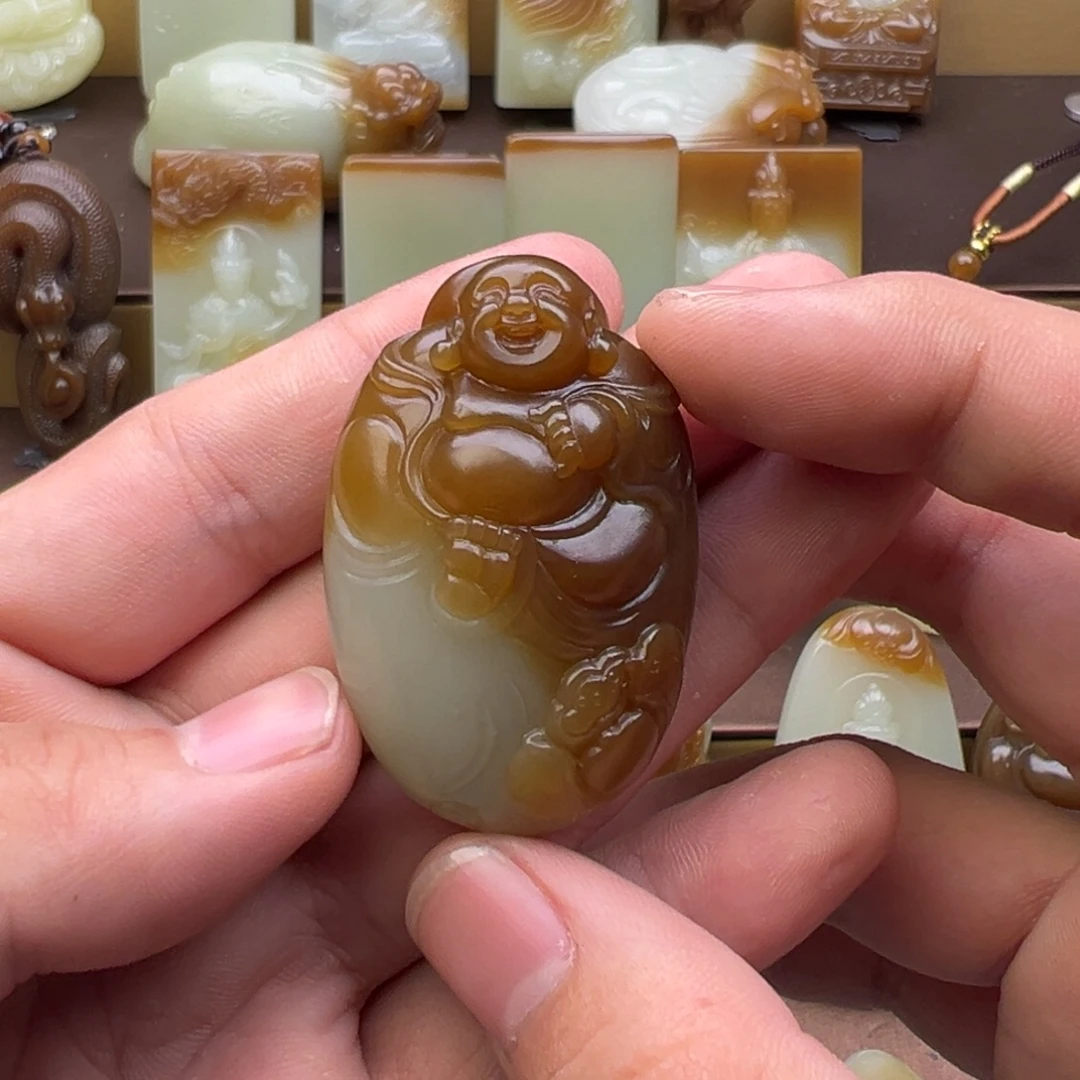 安***ヾ和田玉（糖玉）未镶嵌颈饰