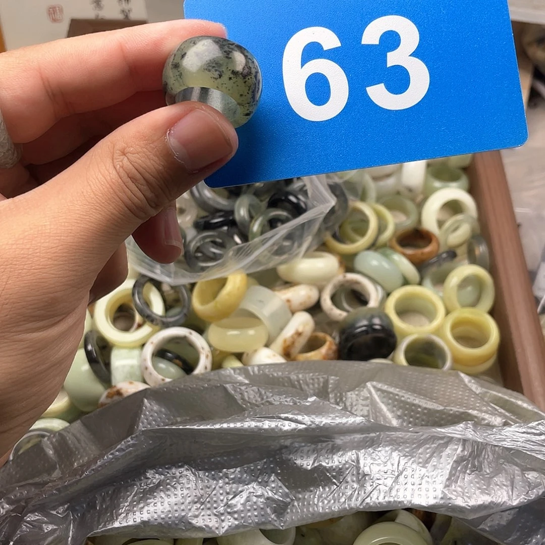 蛇纹石玉合金颈饰