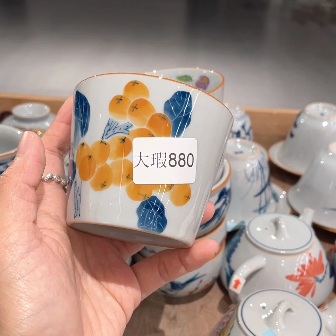 釉下手绘茶具微瑕