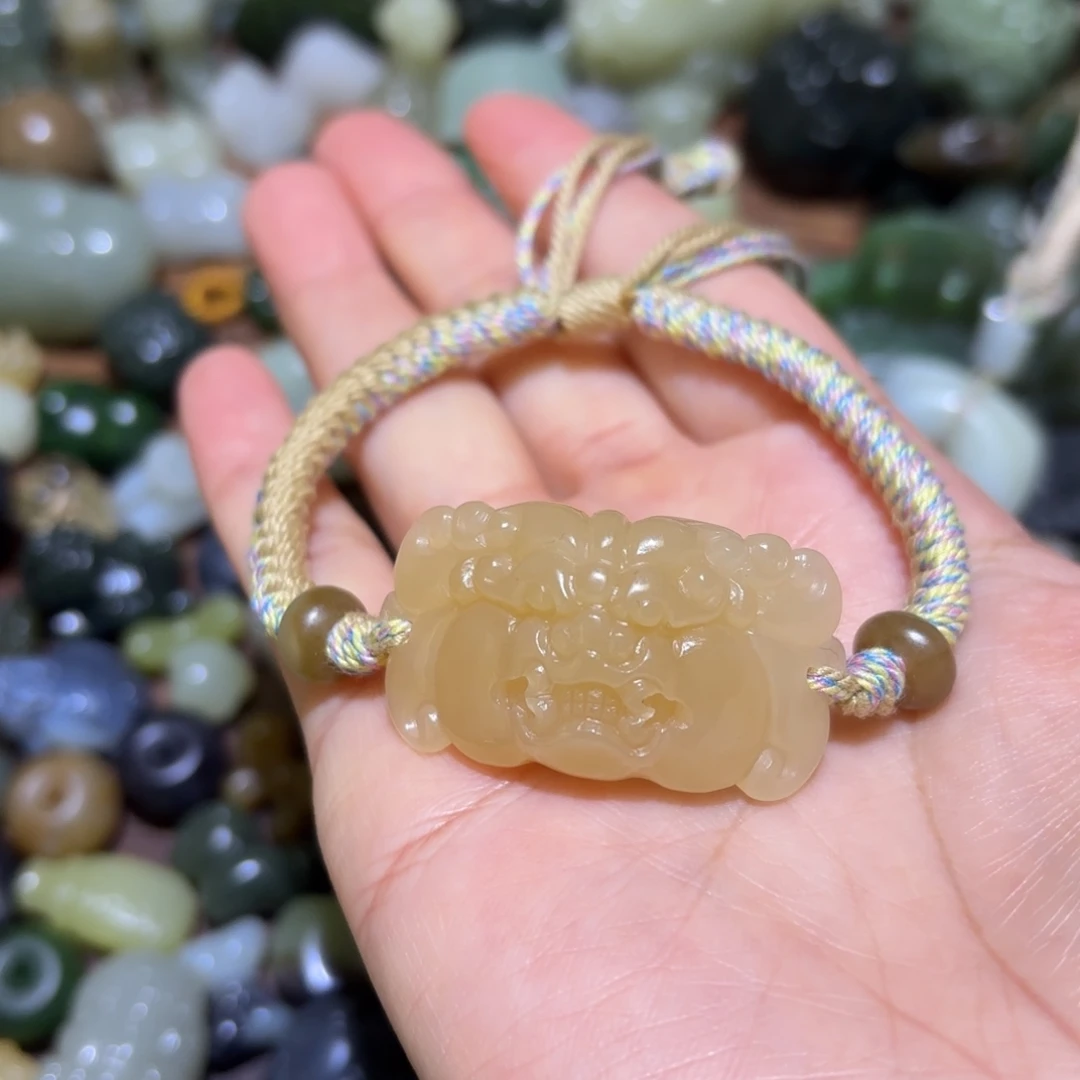 和田玉未镶嵌珠宝半成品