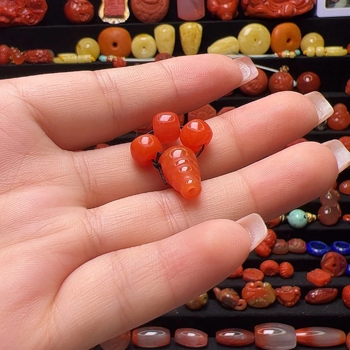 南红玛瑙未镶嵌卡9三通一套