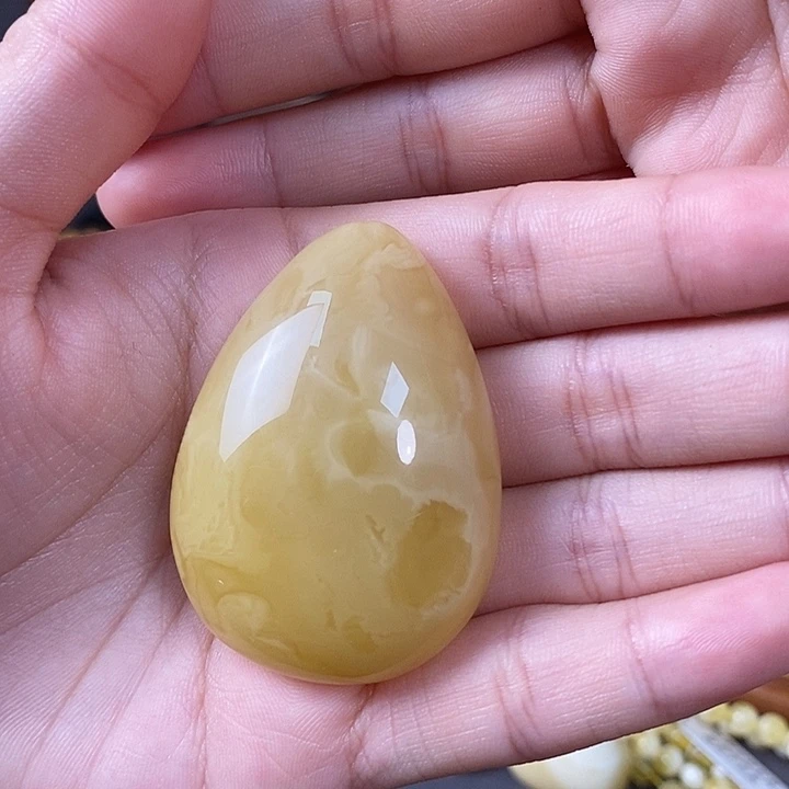 琥珀未镶嵌裸石水滴