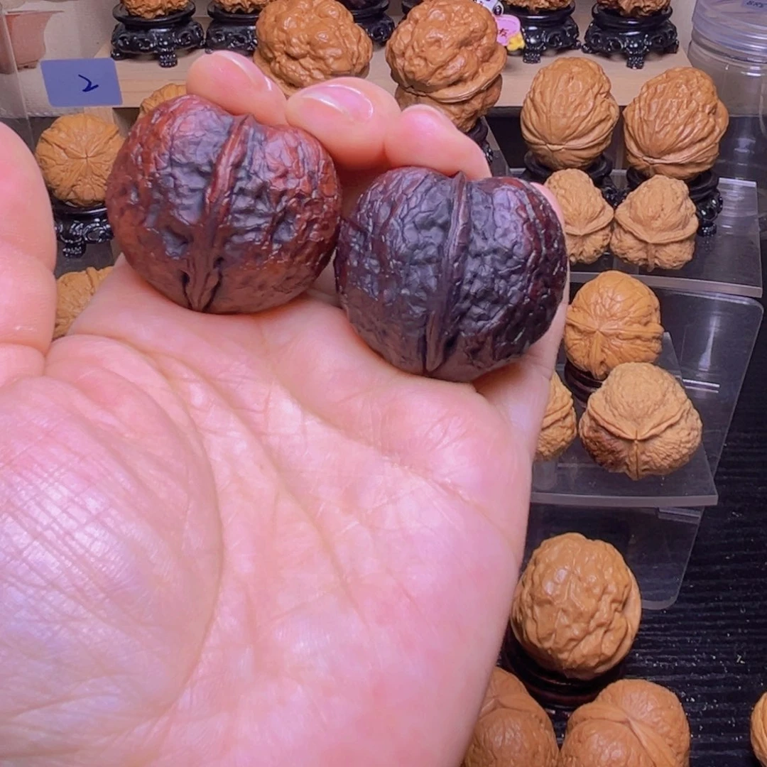 文玩核桃吊坠43w峭壁元宝40尺