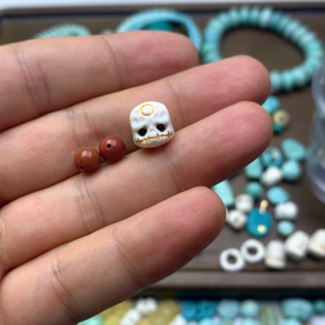 南红玛瑙雕刻未镶嵌