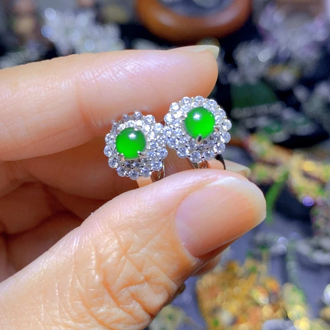 翡翠颈饰银S925镶嵌天然翡翠