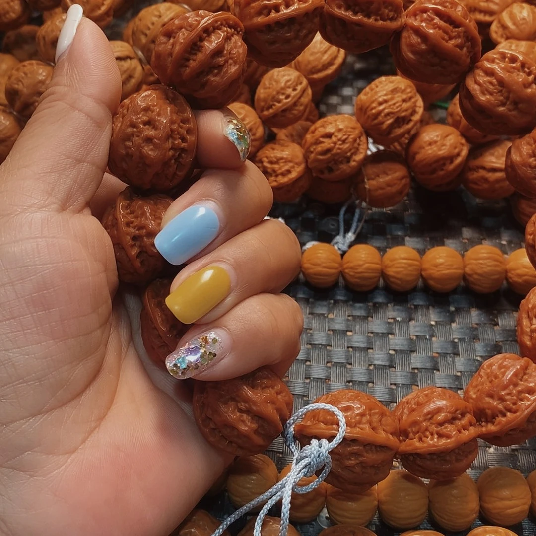 文玩核桃手串领****2粗筋