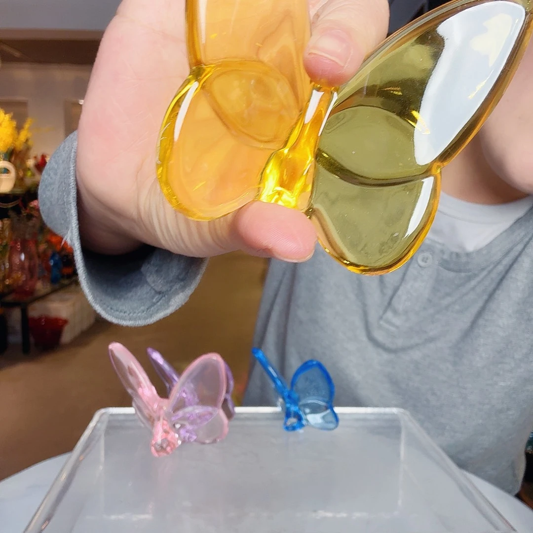 春***莉琉璃手工艺品琉璃岛是个什么