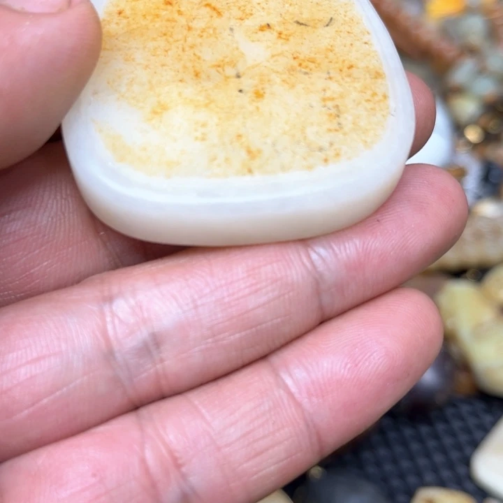 和田玉挂件未镶嵌每****情