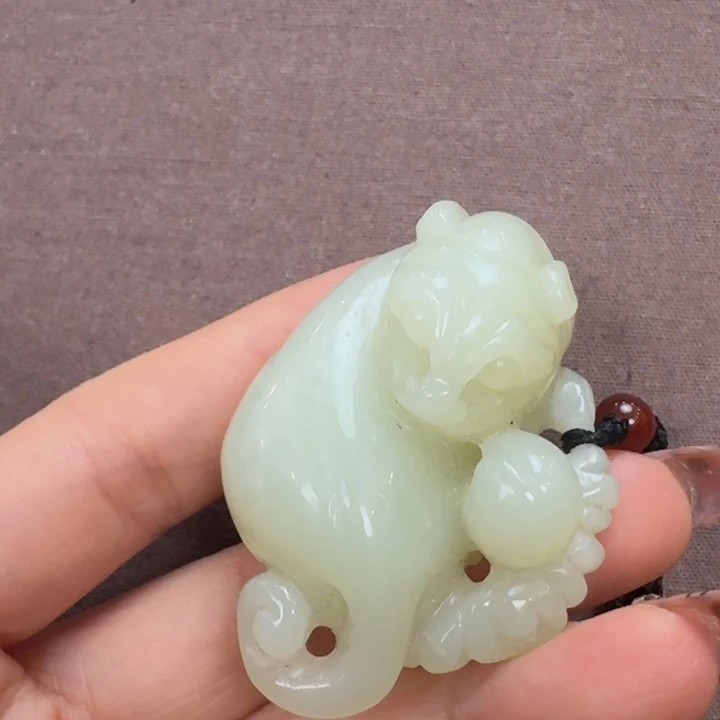 未镶嵌和田玉挂件