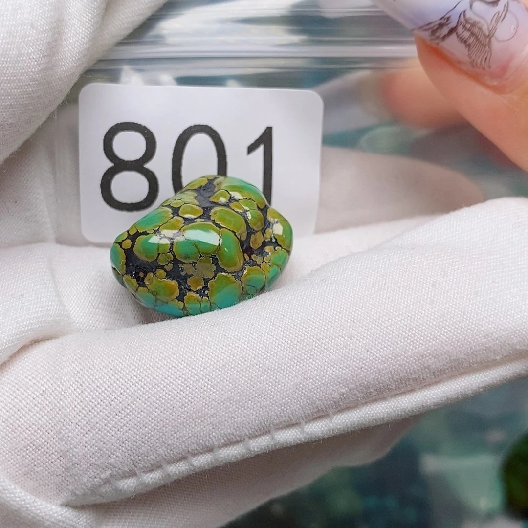 绿松石未镶嵌珠宝半成品