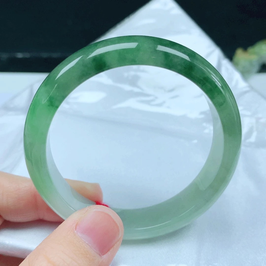 未镶嵌手镯翡翠52