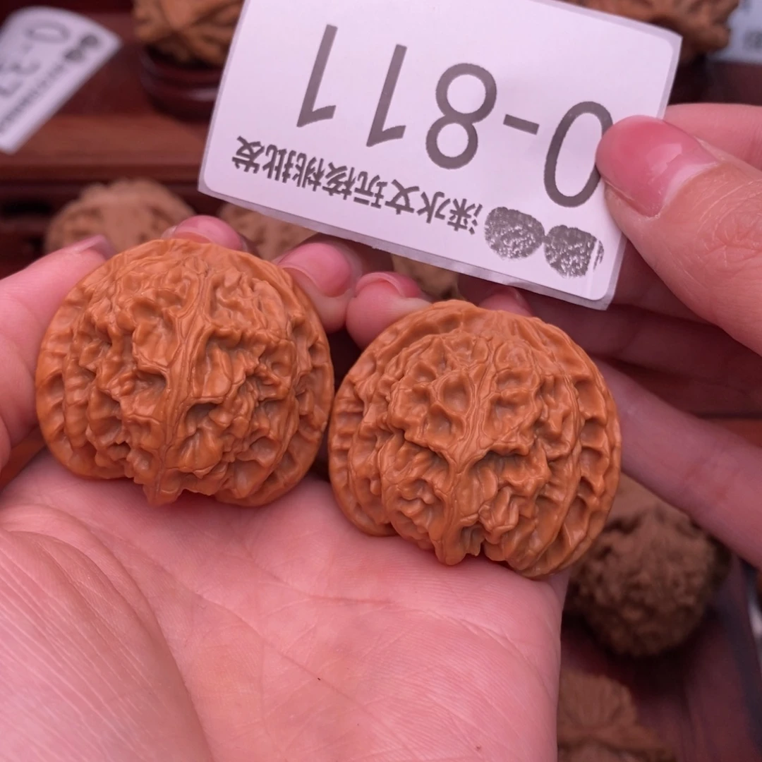 T***稳文玩核桃把件39苹果