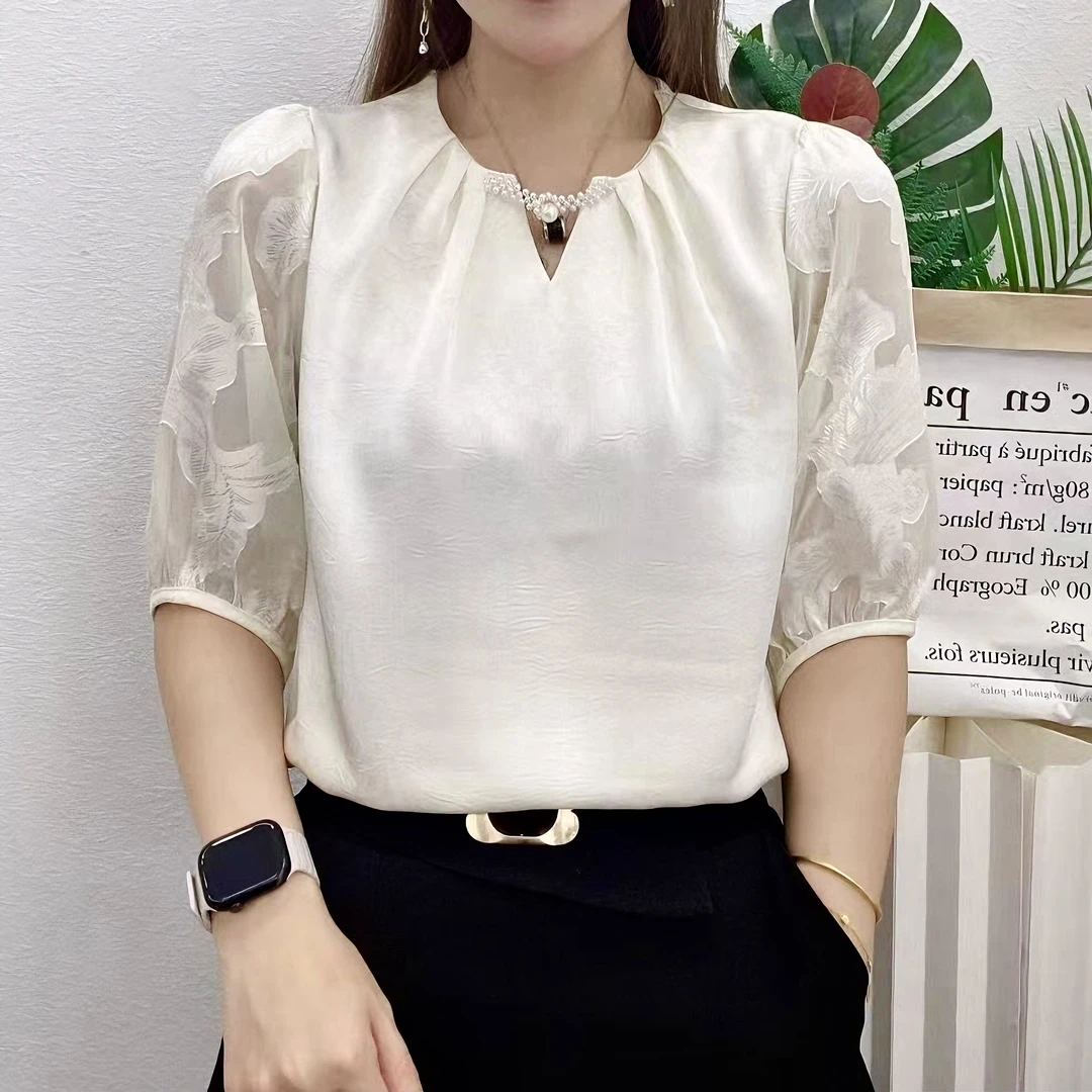 2025年夏季新款抓花缎面女上衣中袖百搭显瘦设计感衬衫优雅衬衣
