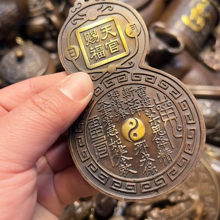 铜器摆件老王直播间