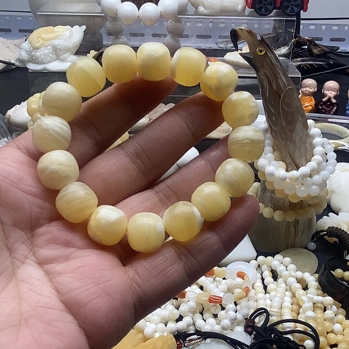 非金属贝壳蜜蜡色老型