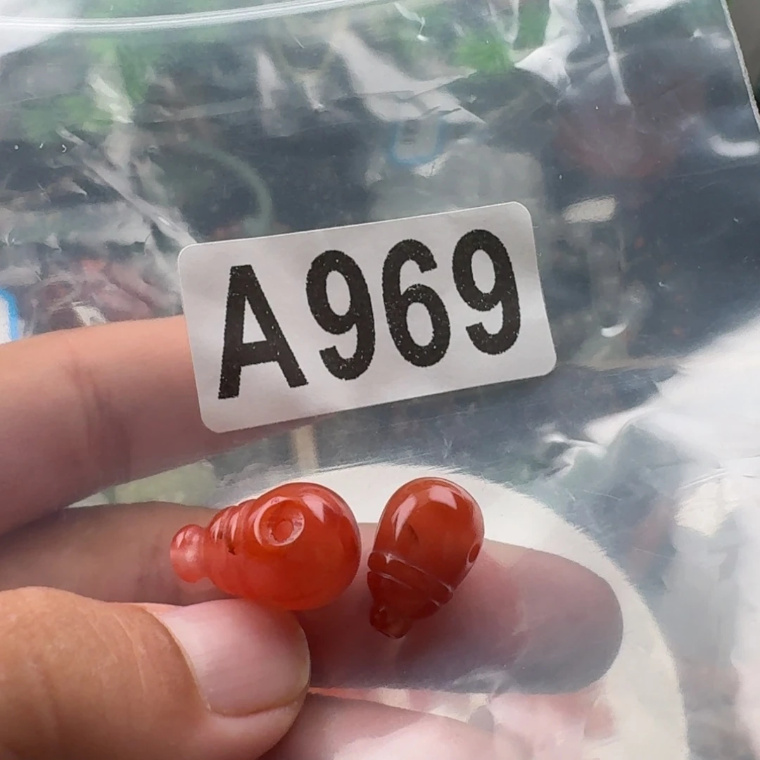 未镶嵌南红玛瑙珠宝奇石